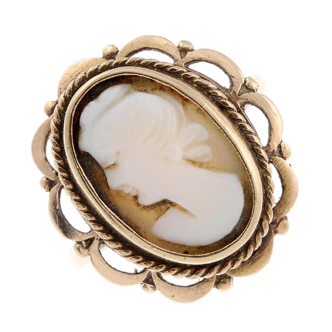 A 9ct gold cameo ring and cameo stickpin. The stickpin (1 of 4)