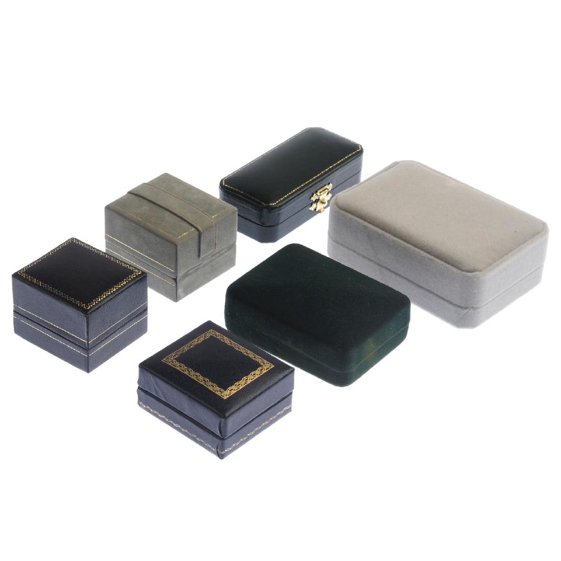 A bag containing forty-six jewellery cases. To include (1 of 1)