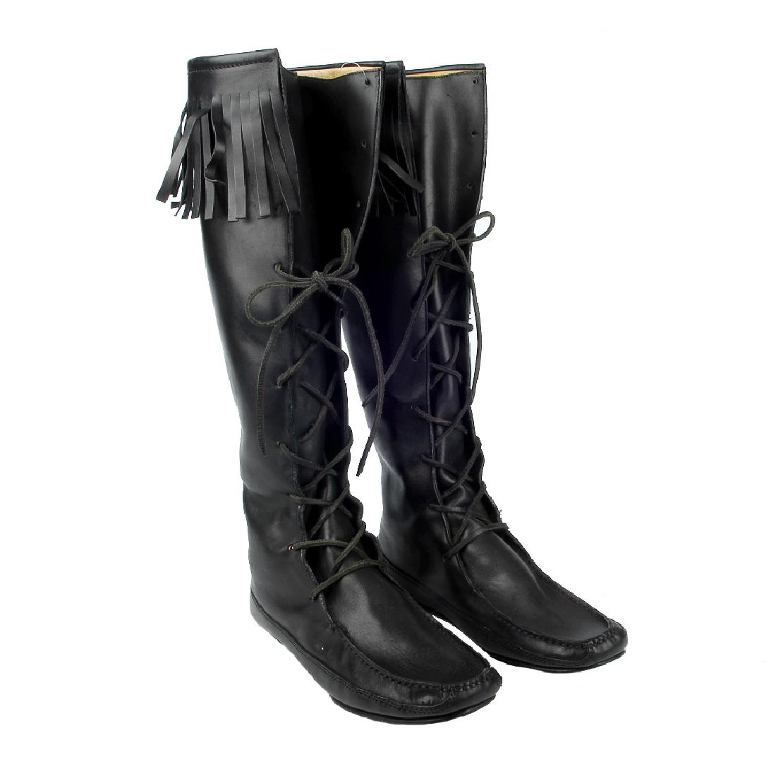 GUCCI - a pair of black leather knee-high moccasin (1 of 5)