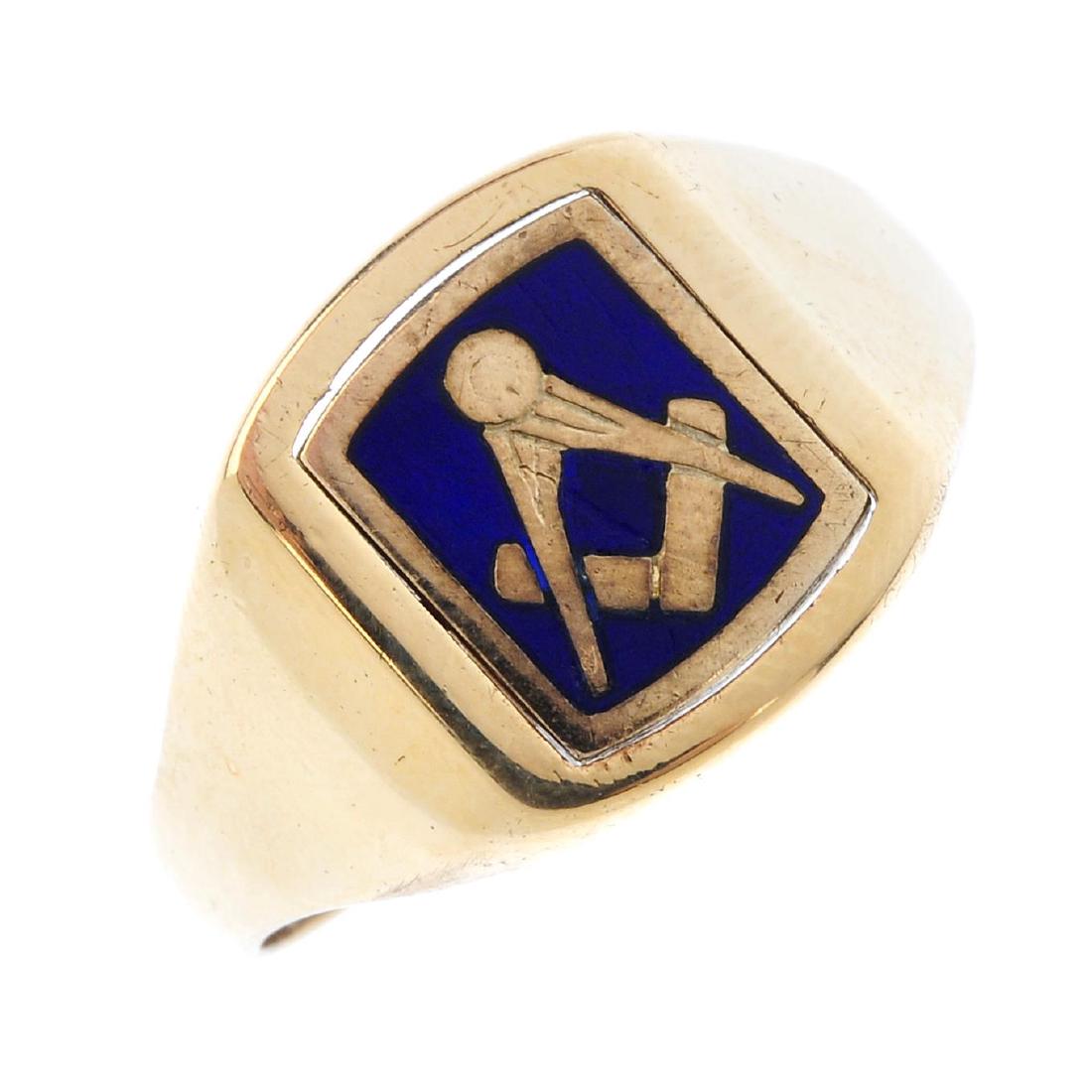A gentleman's 9ct gold Masonic swivel ring. The (1 of 3)