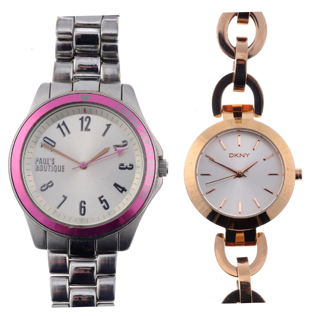 A bag of designer and branded watches, to include: A bag of designer and branded watches, to include examples by DKNY and Paul's Boutique. All recommended for spares or repair purposes only. Approximately 100.