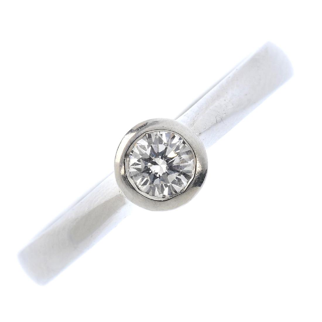 A platinum diamond single-stone ring. The brilliant-cut (1 of 3)