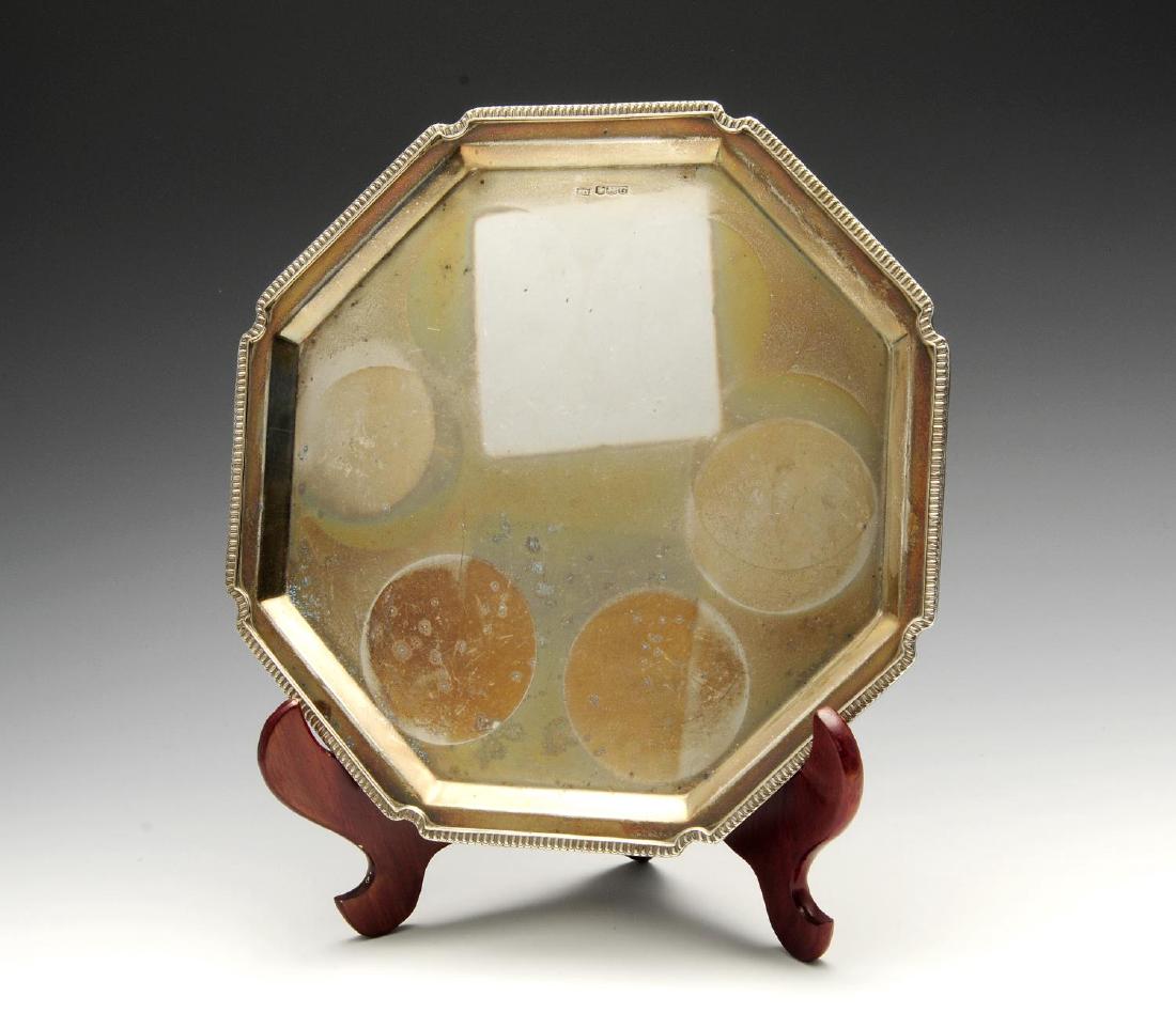 A mid-twentieth century silver salver in Art Deco (1 of 3)