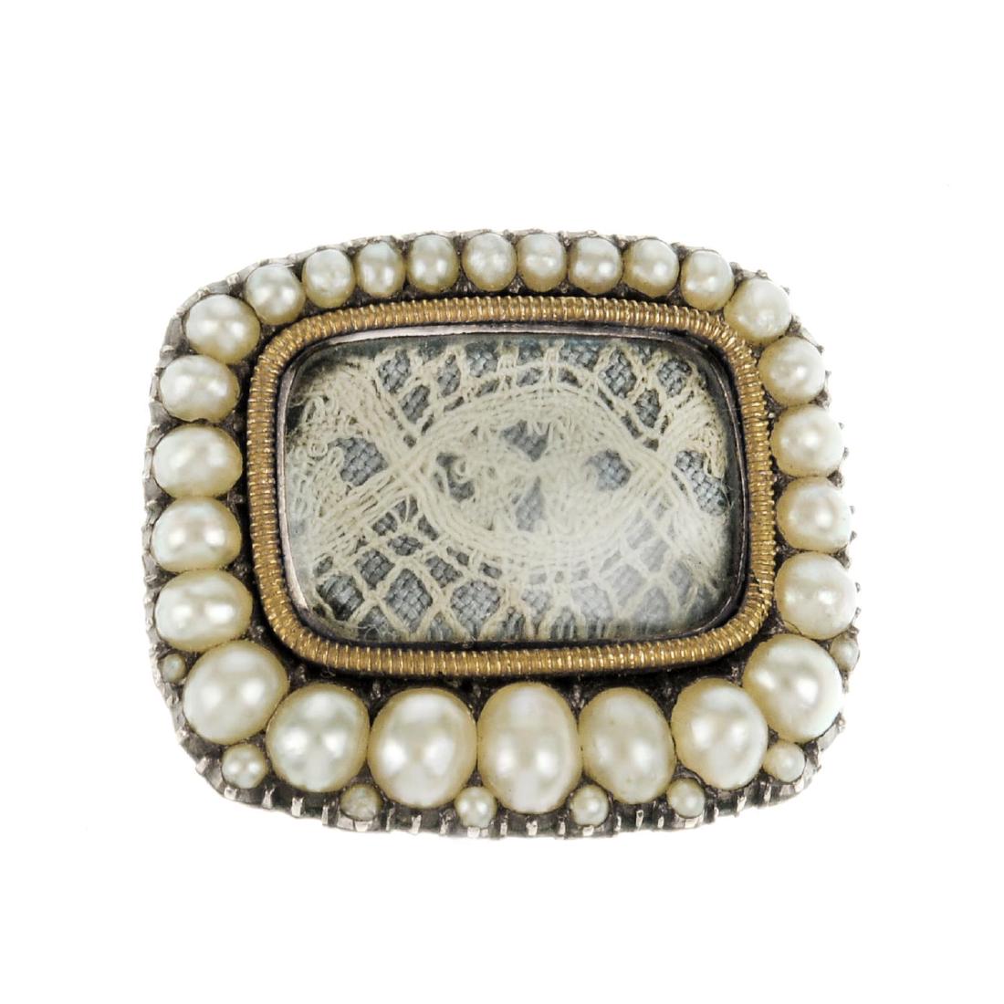 A Georgian memorial brooch. Of rectangular outline with (1 of 2)