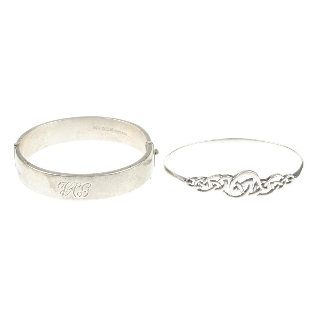 A selection of silver and white metal lockets and (1 of 2)