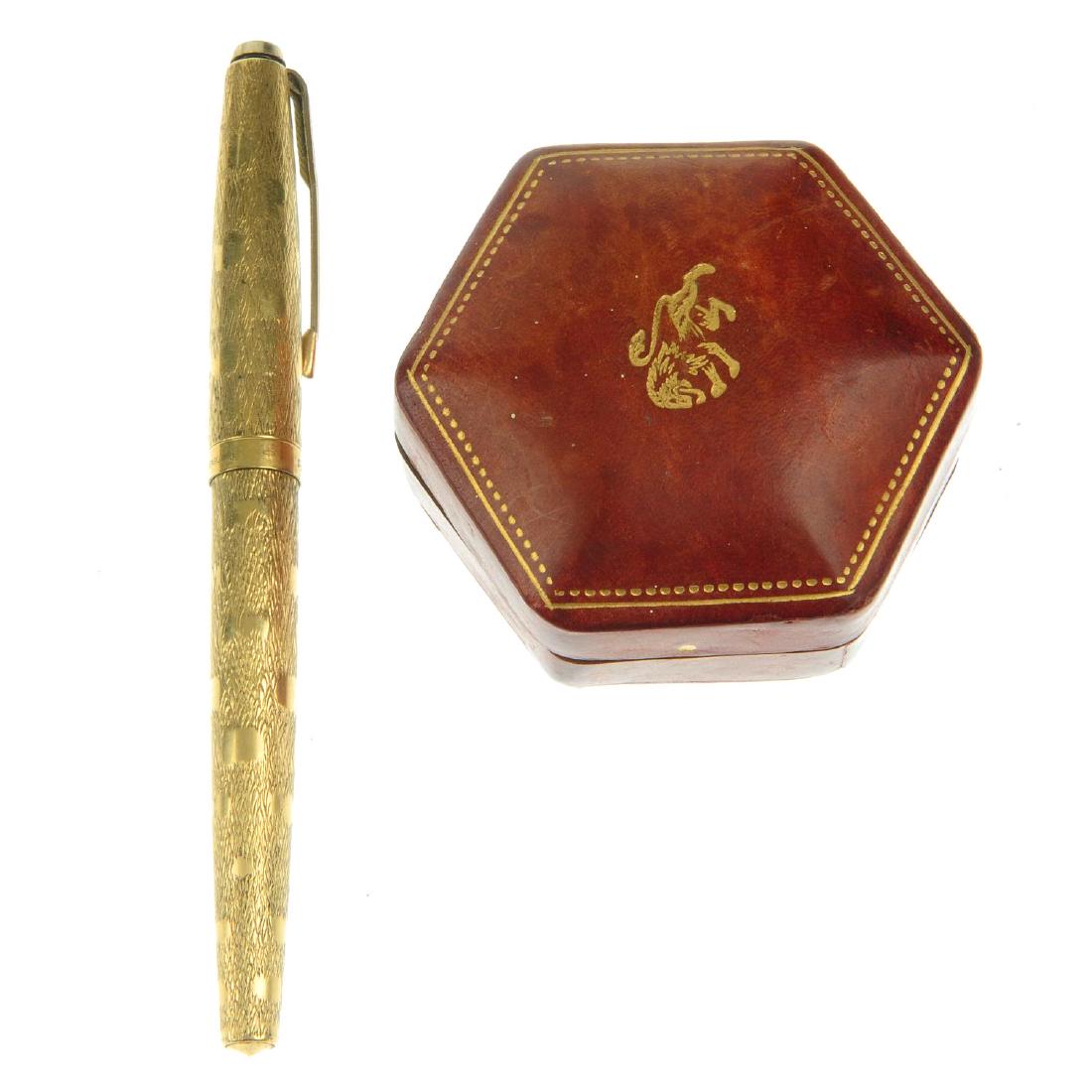 A selection of pens and jewellery boxes. To include an (1 of 2)