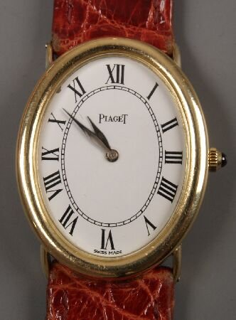 PIAGET - a gentleman's 18ct gold watch the white