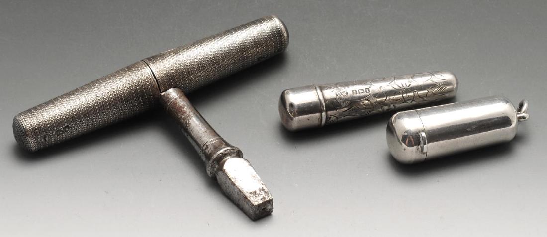 A selection of items to include a late Victorian silver: A selection of items to include a late Victorian silver cheroot holder, of plain cylindrical form, hallmarked Rolason Brothers, Birmingham 1899, length measuring 3.8 cm. Together with a George V silve