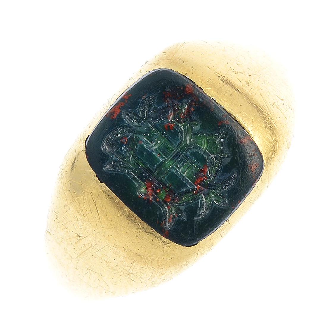 A gentleman's late Victorian 18ct gold bloodstone (1 of 3)