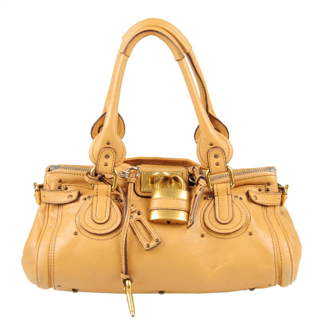 CHLOÉ - a beige Paddington MM handbag. Featuring a (1 of 4)