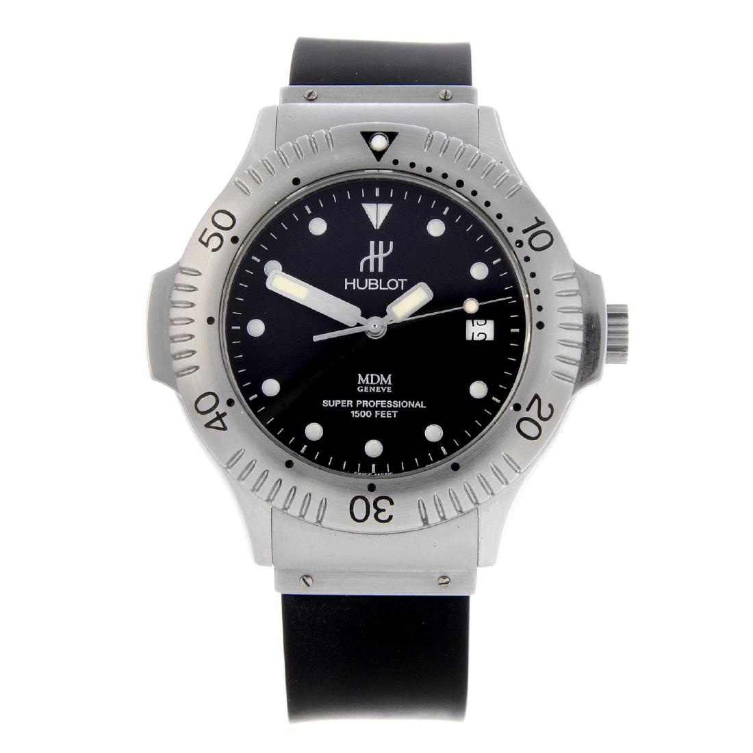 HUBLOT - a gentleman's MDM Super Professional wrist (1 of 5)