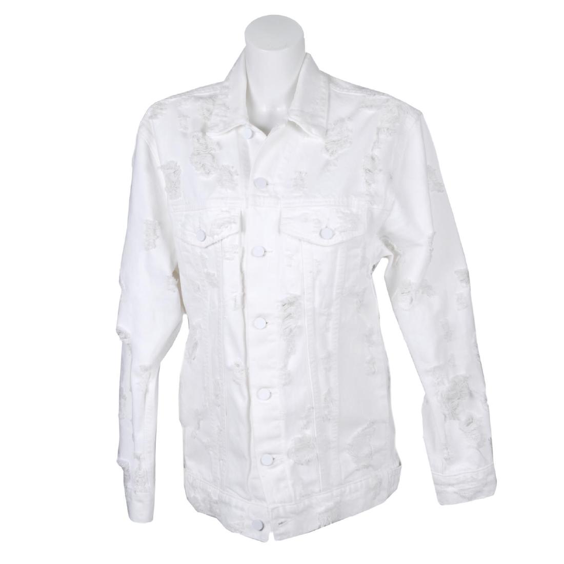 ALEXANDER WANG - a Daze Scratch Oversized white denim: ALEXANDER WANG - a Daze Scratch Oversized white denim jacket. Designed with front button fastenings and four exterior pockets. Labelled Alexander Wang. Size XS.