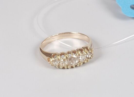 Victorian 18ct yellow gold five stone g