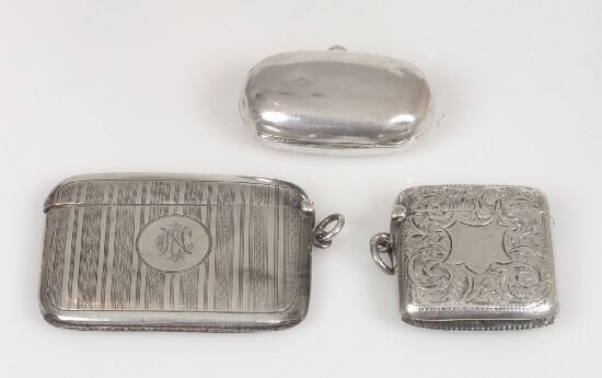 An Edwardian silver vesta case with bri