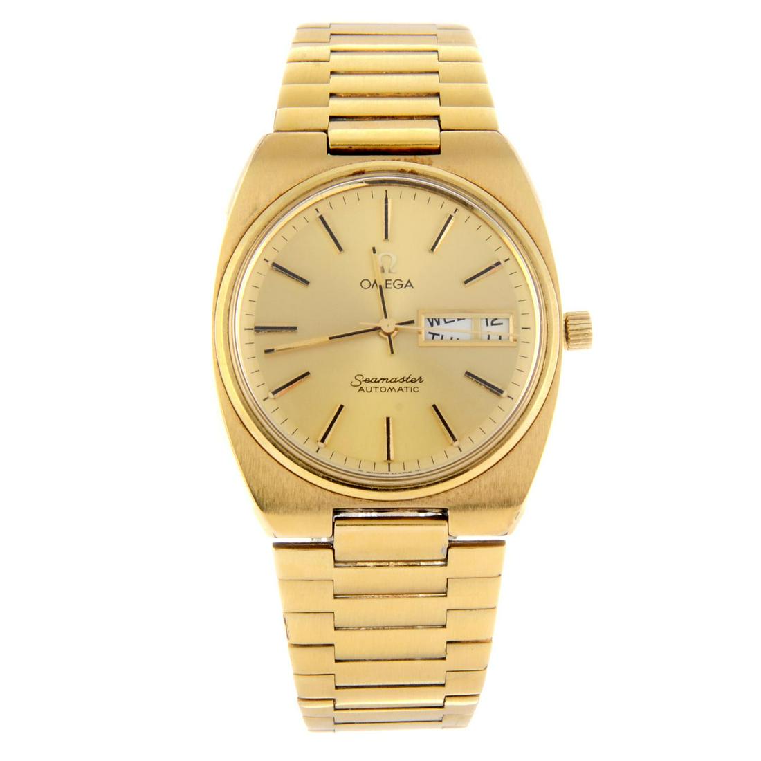 OMEGA - a gentleman's Seamaster bracelet watch. Gold (1 of 4)