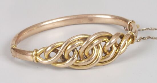 Victorian 9ct gold hinged bangle with
