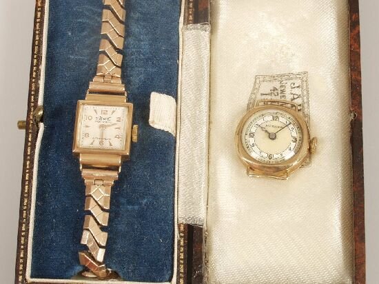 Two early 20th Century lady's gold watc: Two early 20th Century lady's gold watches, comprising an 18ct gold Towa with square case, and a 9ct gold Medana with Mother-of-pearl dial.