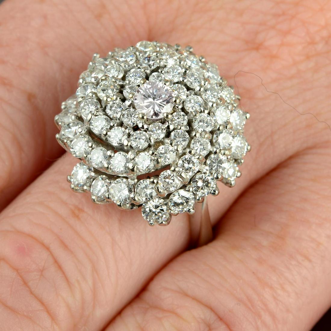 A Very Light Pink diamond and diamond spiral bombe (1 of 6)