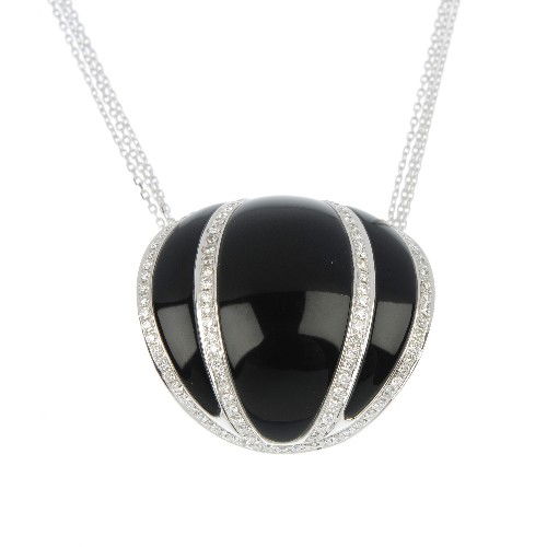 * CHIMENTO - a 'Luna' onyx and diamond pendant. Th: * CHIMENTO - a 'Luna' onyx and diamond pendant. The curved onyx panels with brilliant-cut diamond lines to the three-row belcher-link chain. Stamped and numbered Chimento 750 408VI. Length 44cms. Weig