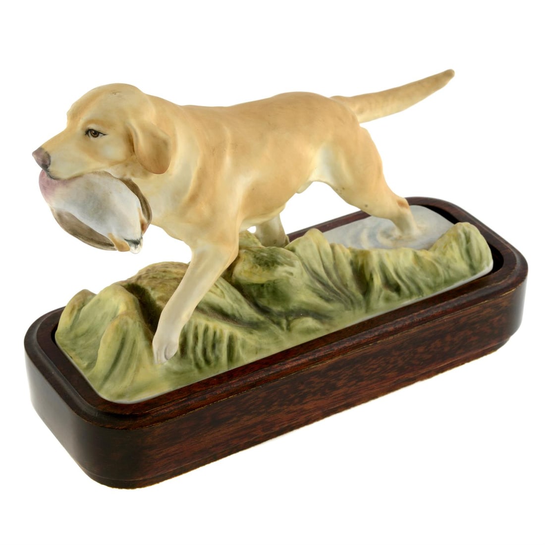 Royal Worcester Yellow Labrador modelled by Doris Lindner