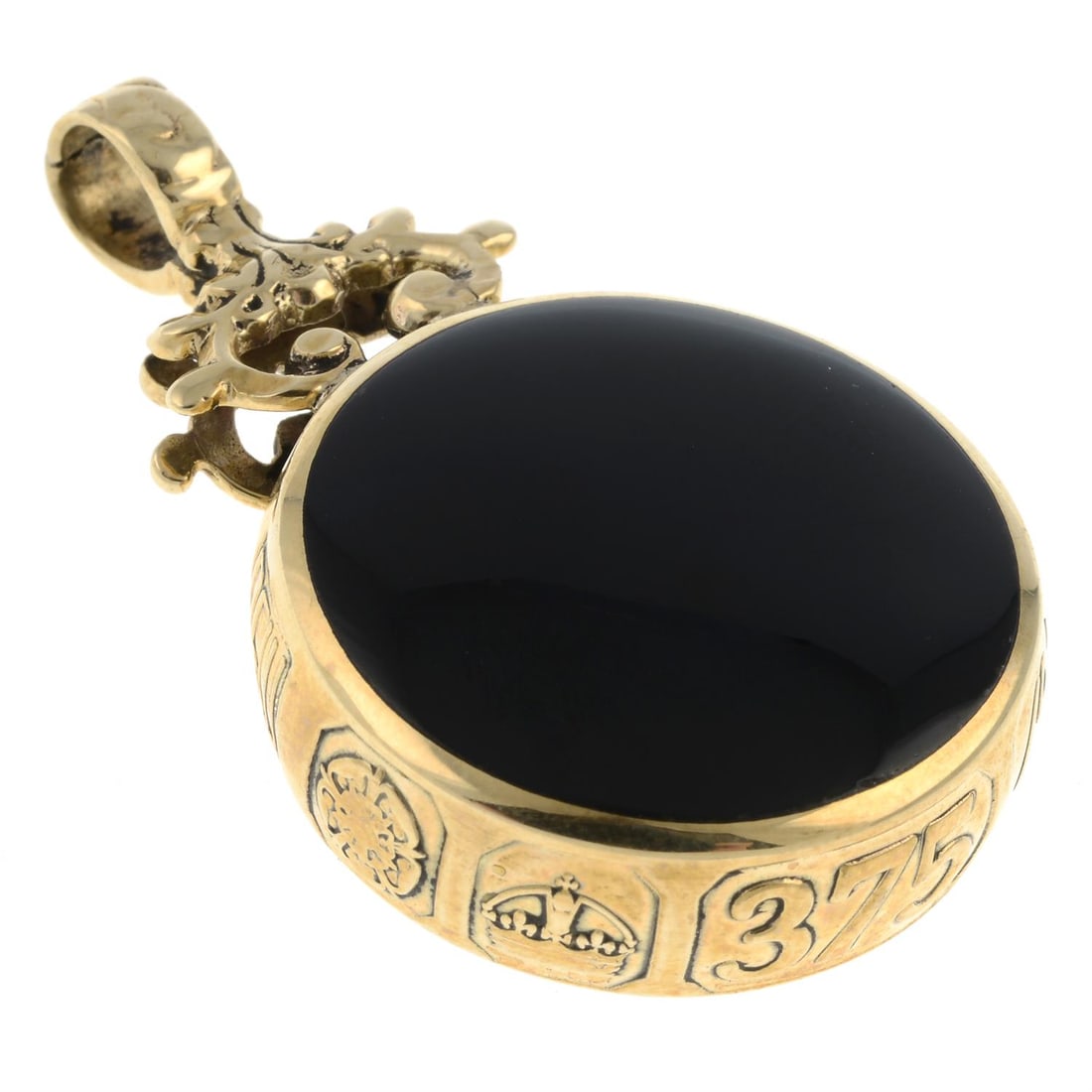 9ct gold gem pendant, David Scott-Walker: A 9ct gold agate and onyx fob pendant, by David Scott-Walker. With maker's mark. Hallmarks for Sheffield, 1988. Length 4.5cms. 15.8gms. Condition Report: General light marks, wear, discolouration and