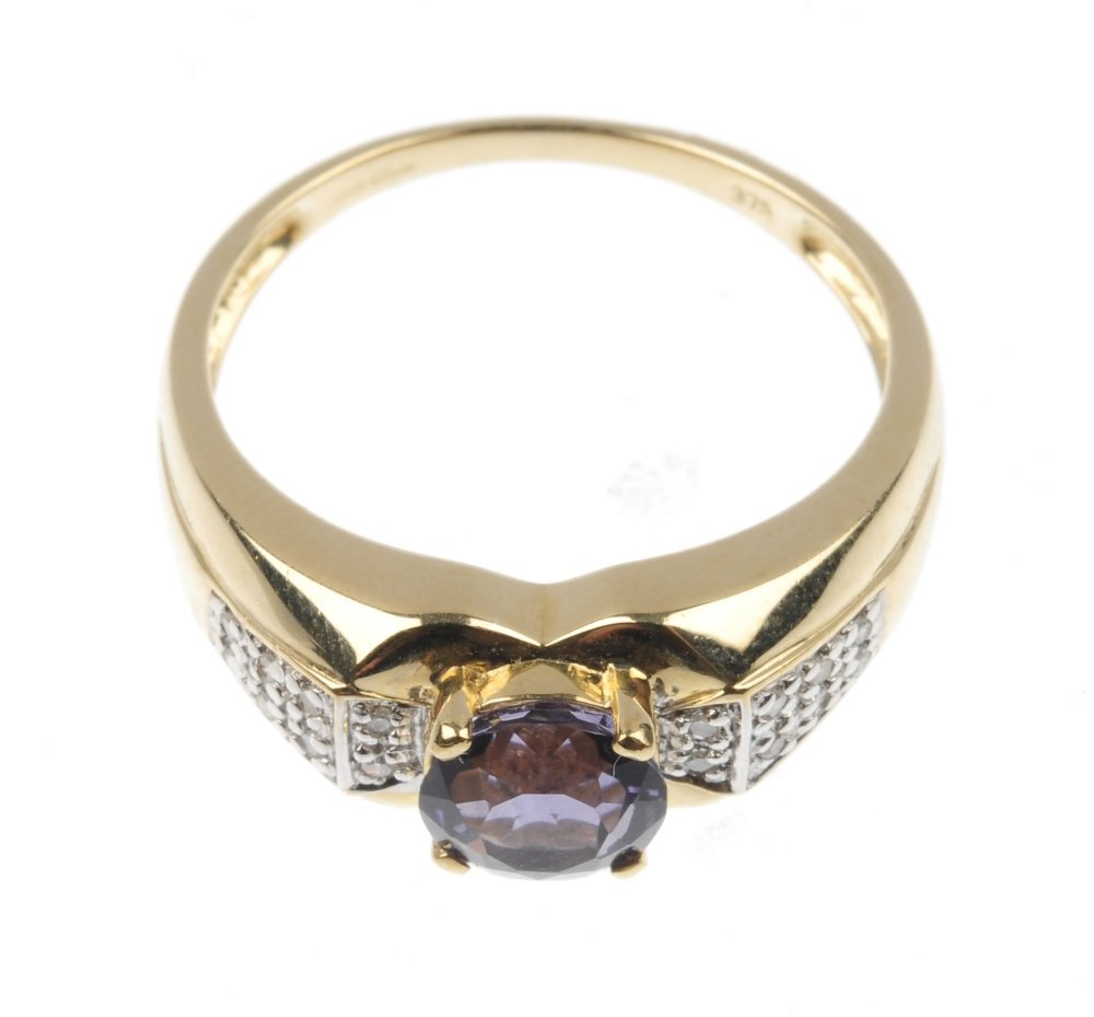 A 9ct gold amethyst and diamond ring. - 4