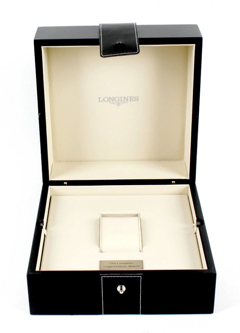 A group of watch boxes.: A group of twenty Longines watch boxes. Some incomplete and A/F.