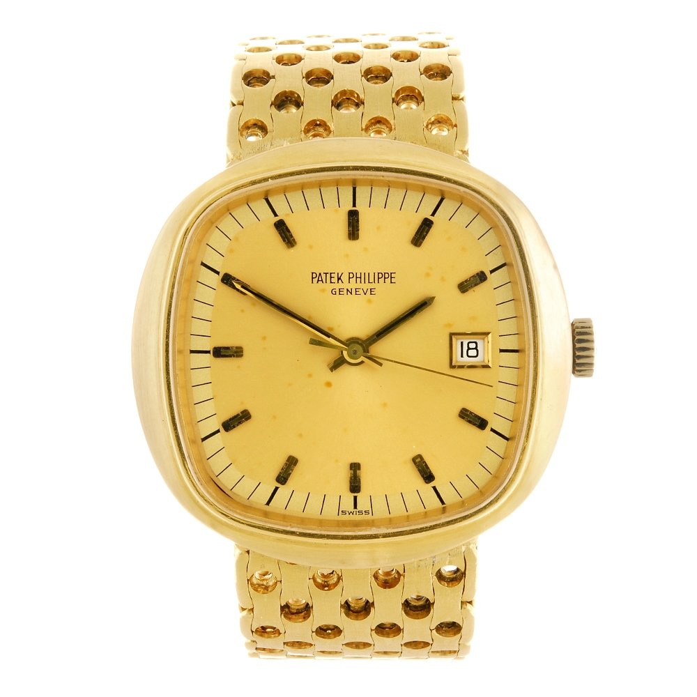 An 18k gold quartz gentleman's Patek Philippe Jumbo: PATEK PHILIPPE - an 18k gold quartz gentleman's Jumbo Beta 21 bracelet watch, reference 3587/2, the two-tone champagne tone sunburst effect dial with hourly applied gilt markers, date aperture set to