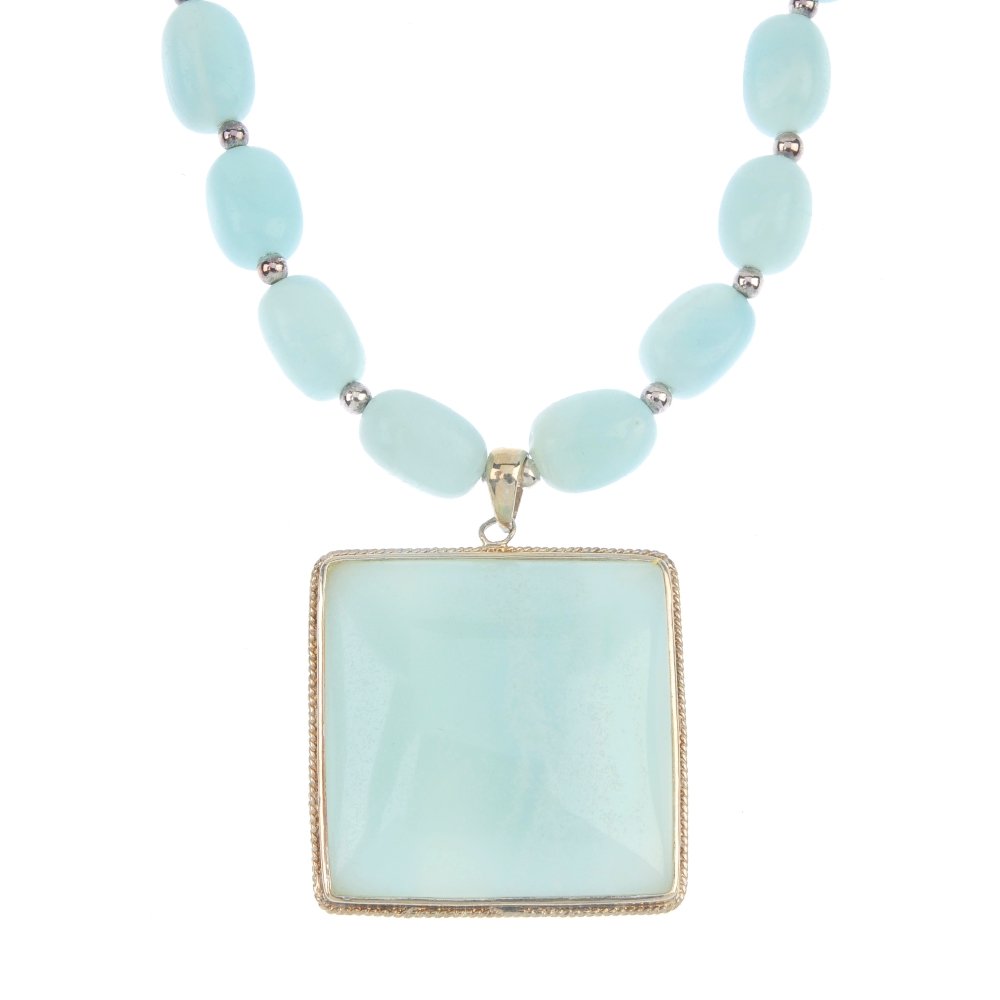 Three agate bead necklaces: Three agate bead necklaces, to include a lilac banded agate bead necklace, a carnelian bead two-row necklace and a green banded agate pendant. Lengths 65 to 47.5cms.