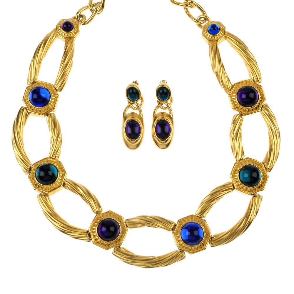 TRIFARI - a selection of jewellery: TRIFARI - a selection of jewellery, to include a multi-colour paste necklace and earring set, a textured necklace and a flower brooch. Stamped Trifari. Length of necklaces 46 to 39cms. Length of earri