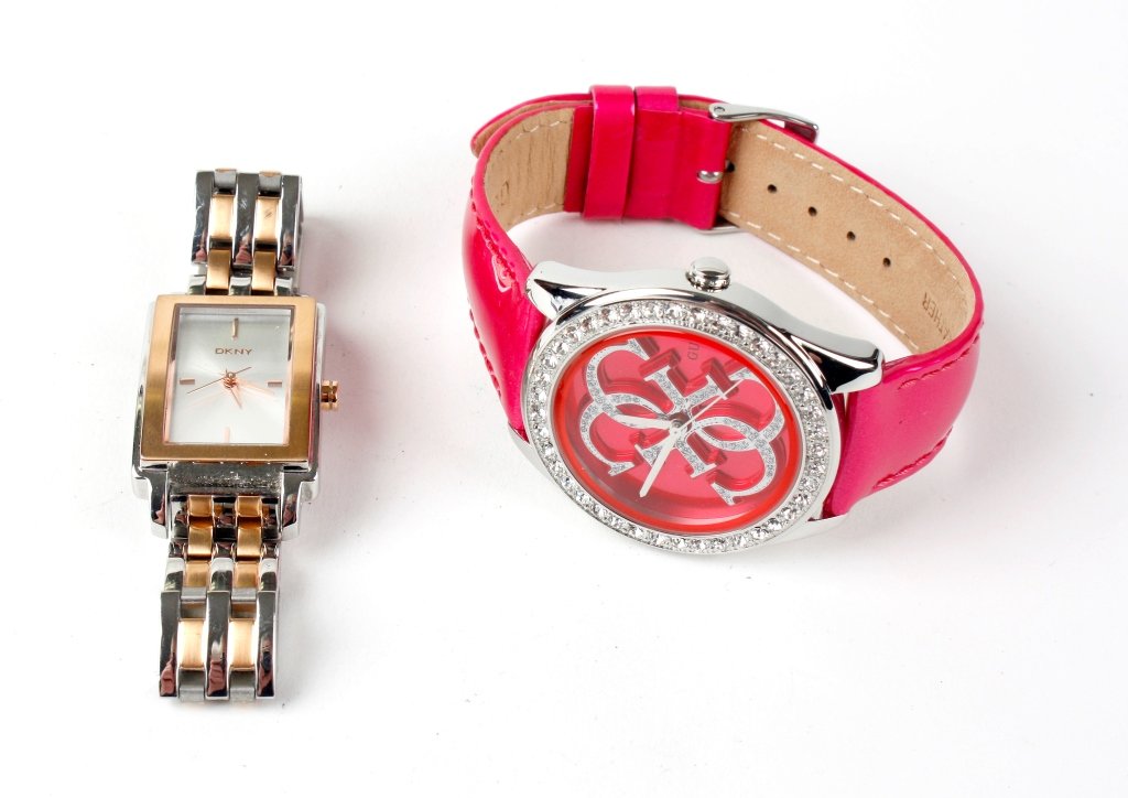 A large bag of various wrist watches. Approximately: A large bag of various wrist watches, to include Accurist, Pulsar etc., all recommended for spares and repair purposes only. Approximately 150.