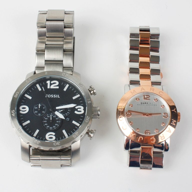 A large bag of various wrist watches. Approximately: A large bag of various wrist watches, to include DKNY, Fossil etc., all recommended for spares and repair purposes only. Approximately 100.