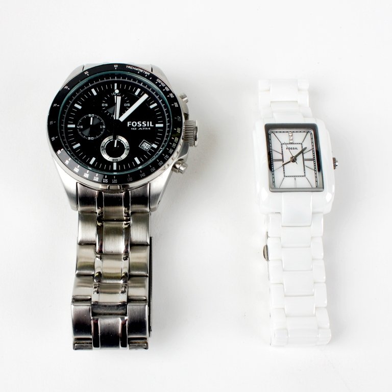 A large bag of various wrist watches. Approximately: A large bag of various wrist watches, to include DKNY, Fossil etc., all recommended for spares and repair purposes only. Approximately 100.