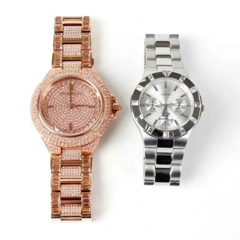 A large bag of various wrist watches. Approximately: A large bag of various wrist watches, to include DKNY, Fossil etc., all recommended for spares and repair purposes only. Approximately 100.