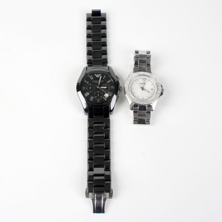 A large bag of various wrist watches. Approximately: A large bag of various wrist watches, to include DKNY, Fossil etc., all recommended for spares and repair purposes only. Approximately 100.