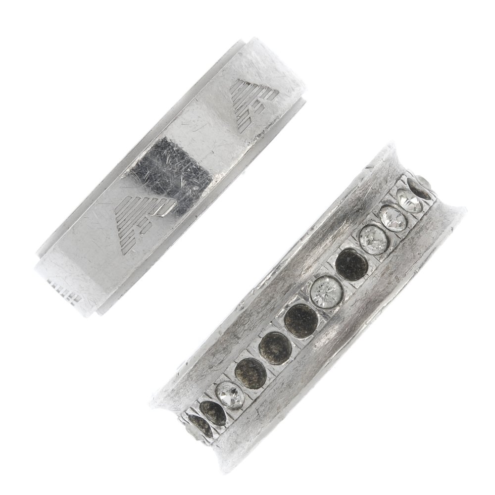 A selection of designer jewellery.: A selection of designer jewellery, to include two Emporio Armarni rings, Ti Sento ear clips, various DKNY items of jewellery, and a Guess bracelet, necklace and one other item. Some AF.