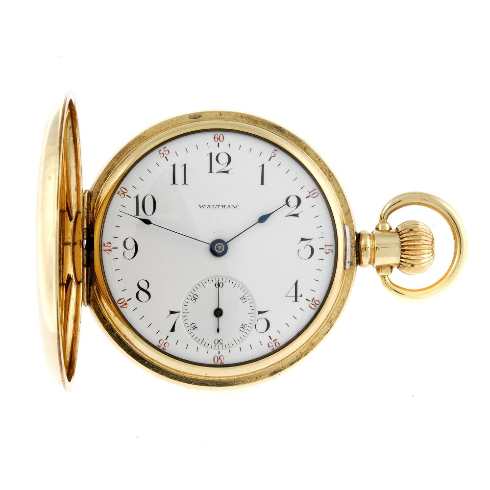 A gold plated full hunter pocket watch by Waltham.: A full hunter pocket watch by Waltham. Numbered 256312 37. Signed keyless wind fifteen jewel movement with ratchet tooth lever escapement. White enamel dial with Arabic numeral hour markers, subsidiar