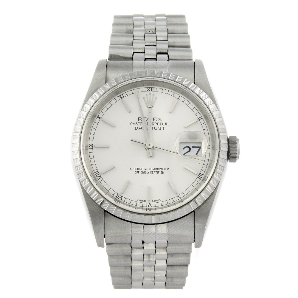 ROLEX - a gentleman's stainless steel Oyster Perpetual: ROLEX - a gentleman's Oyster Perpetual Datejust bracelet watch. Circa 1999. Reference 16220, serial A594753. Signed automatic calibre 3135. Silvered dial. Engine turned bezel, stainless steel case fit