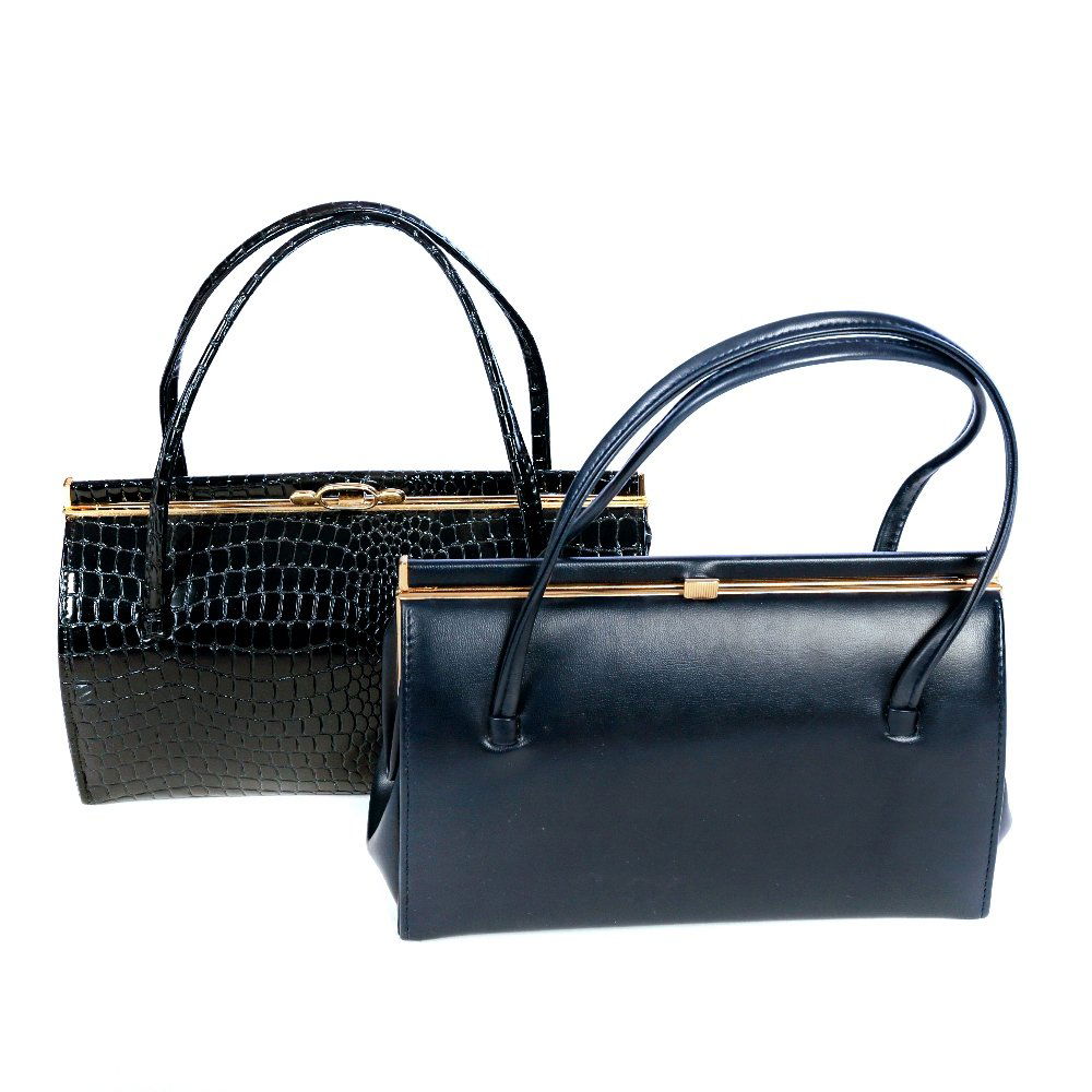 Five vintage bags. (1 of 3)