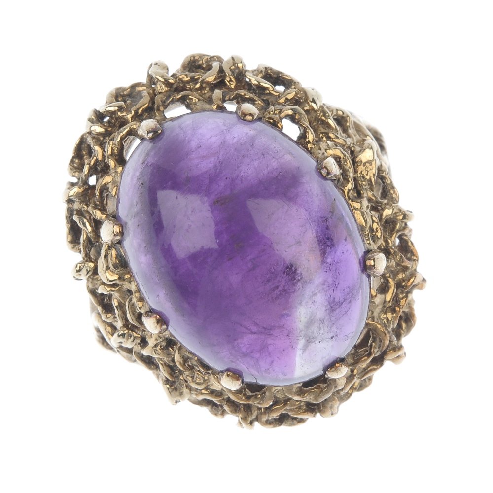 A 1970s 9ct gold amethyst dress ring. (1 of 4)