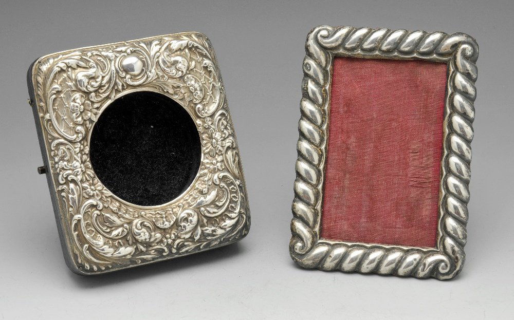 A late Victorian silver mounted small photo frame & an (1 of 6)