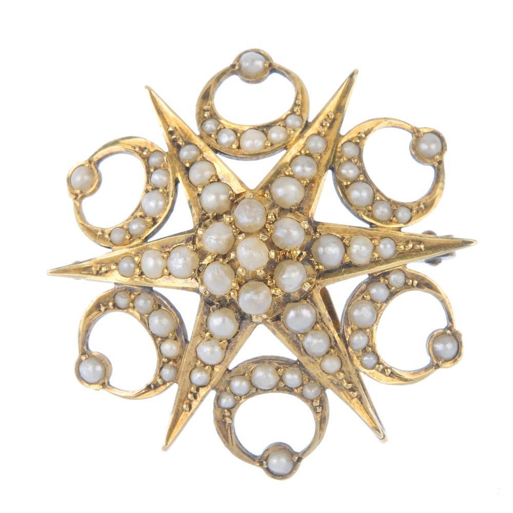 An early 20th century 15ct gold split pearl brooch. (1 of 2)