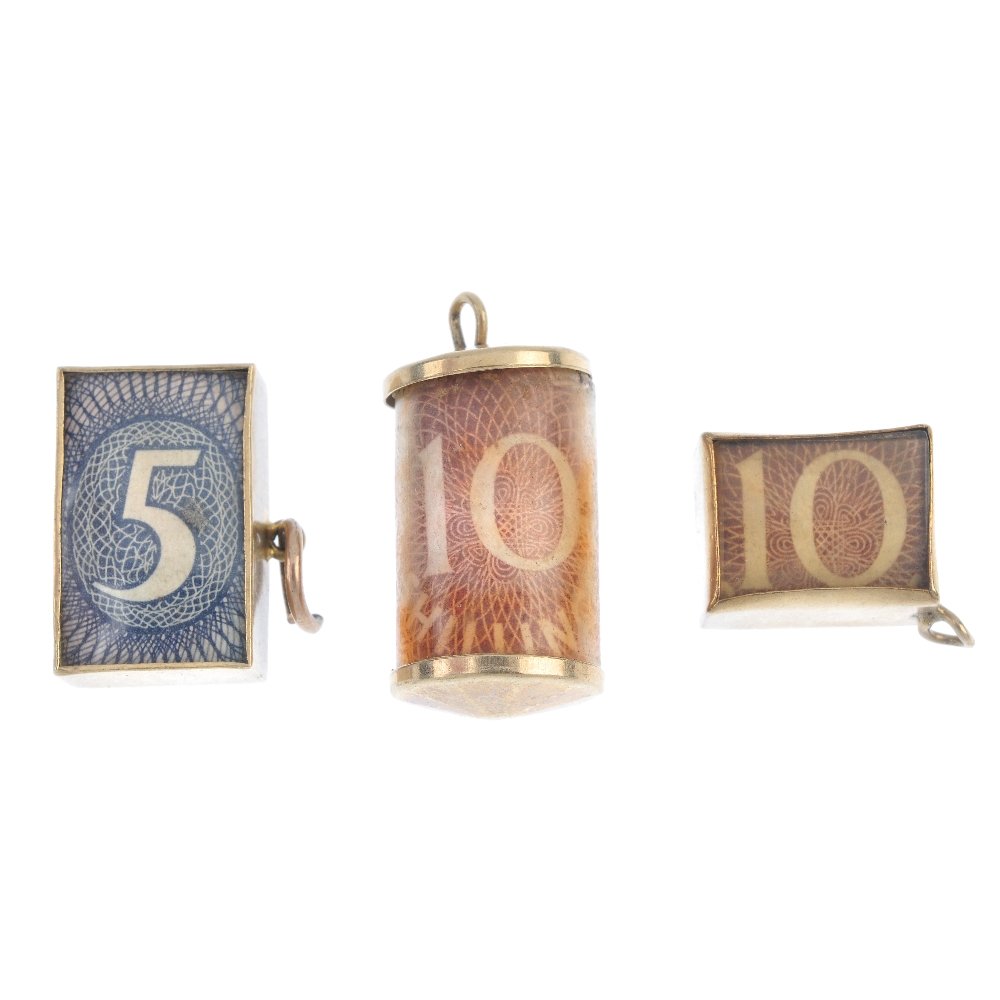 A selection of six 9ct gold note charms. (1 of 2)