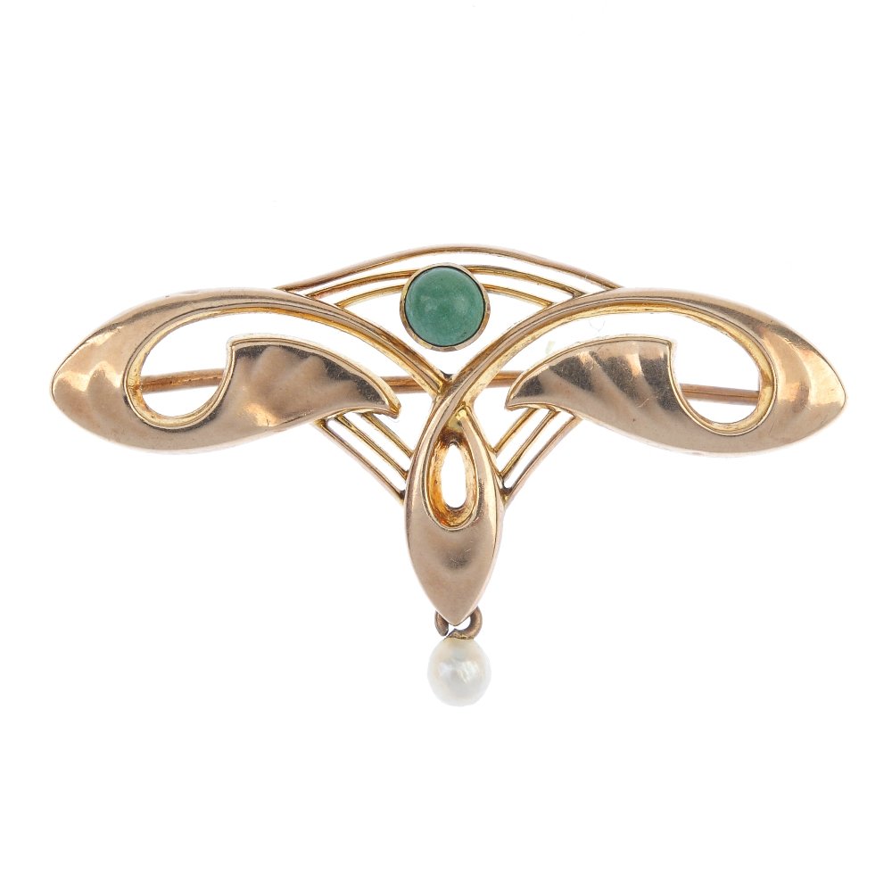 An early 20th century 9ct gold turquoise brooch. (1 of 3)