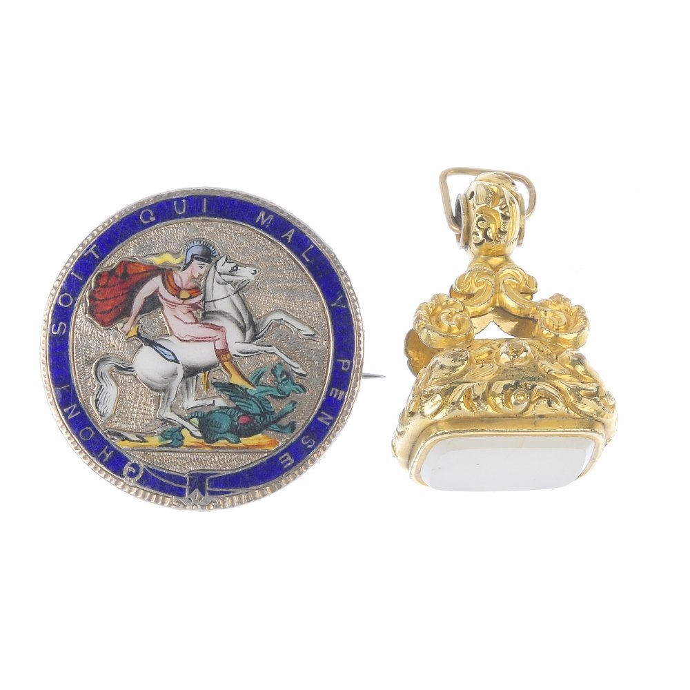 A selection of jewellery. (1 of 2)