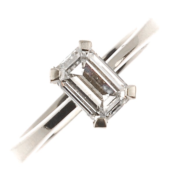 An 18ct gold diamond single-stone ring. (1 of 4)