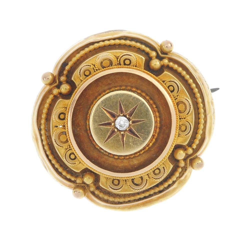 A late Victorian 15ct gold diamond brooch. (1 of 2)
