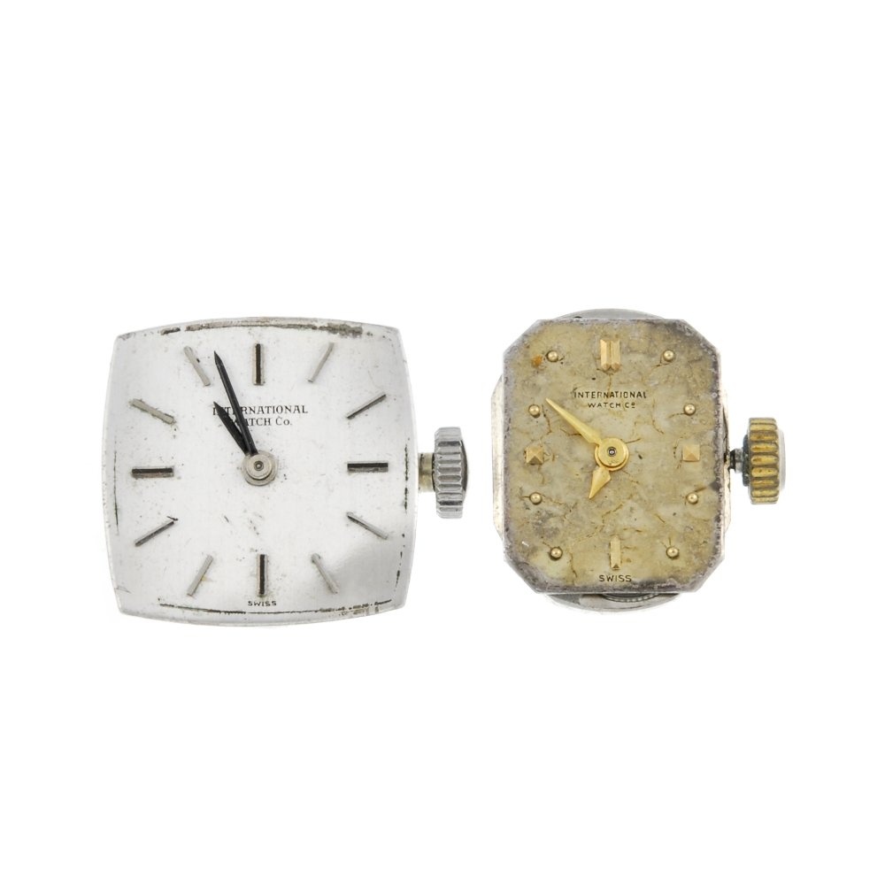 IWC - a pair of mechanical movements with dials.: IWC - a pair of mechanical movements with dials. Recommended for spares and repair purposes only.