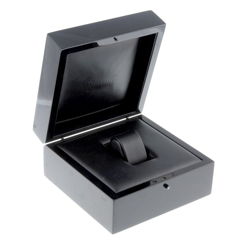 PIAGET - a complete watch box. (1 of 1)
