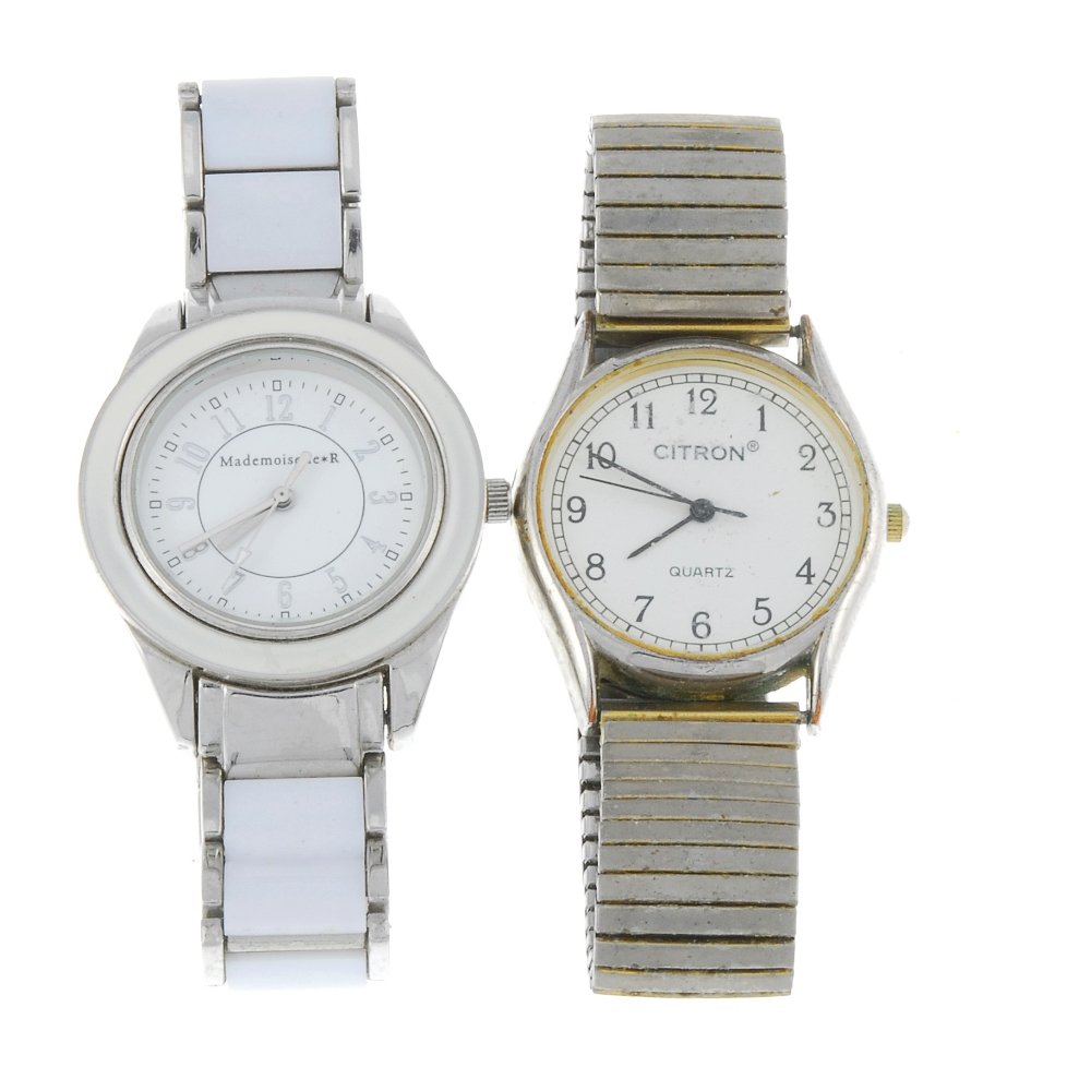 A bag of various watches. All recommended for spares (1 of 1)